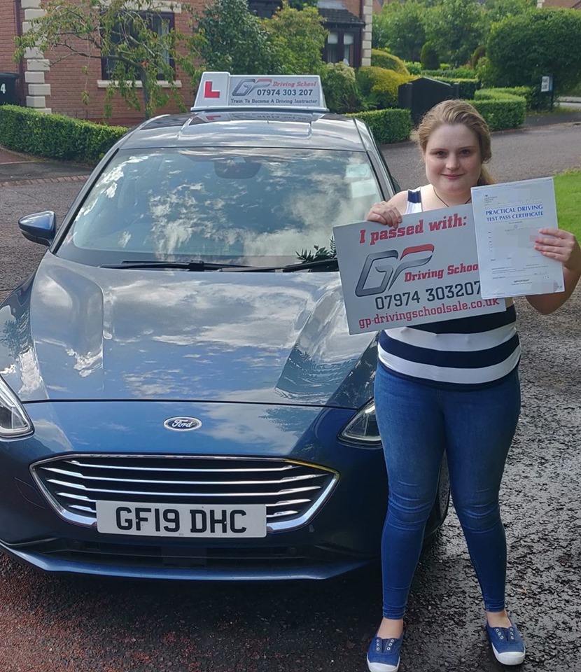 driving lessons in altrincham