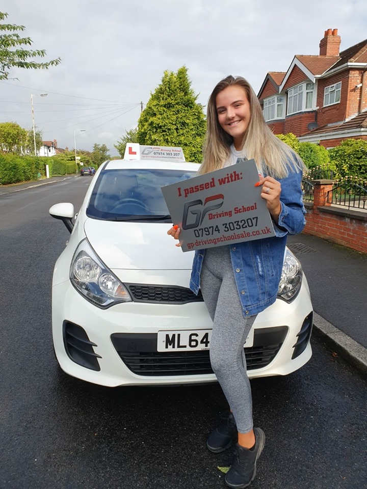 driving lessons in stockport